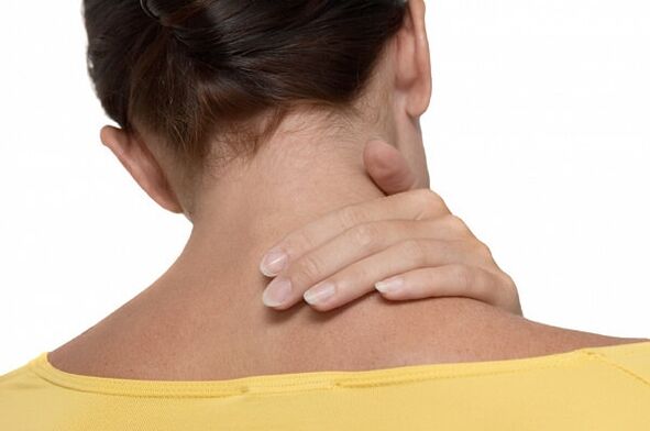 ग्रीवा ओस्टियोचोन्ड्रोसिस के लक्षण के रूप में गर्दन का दर्द